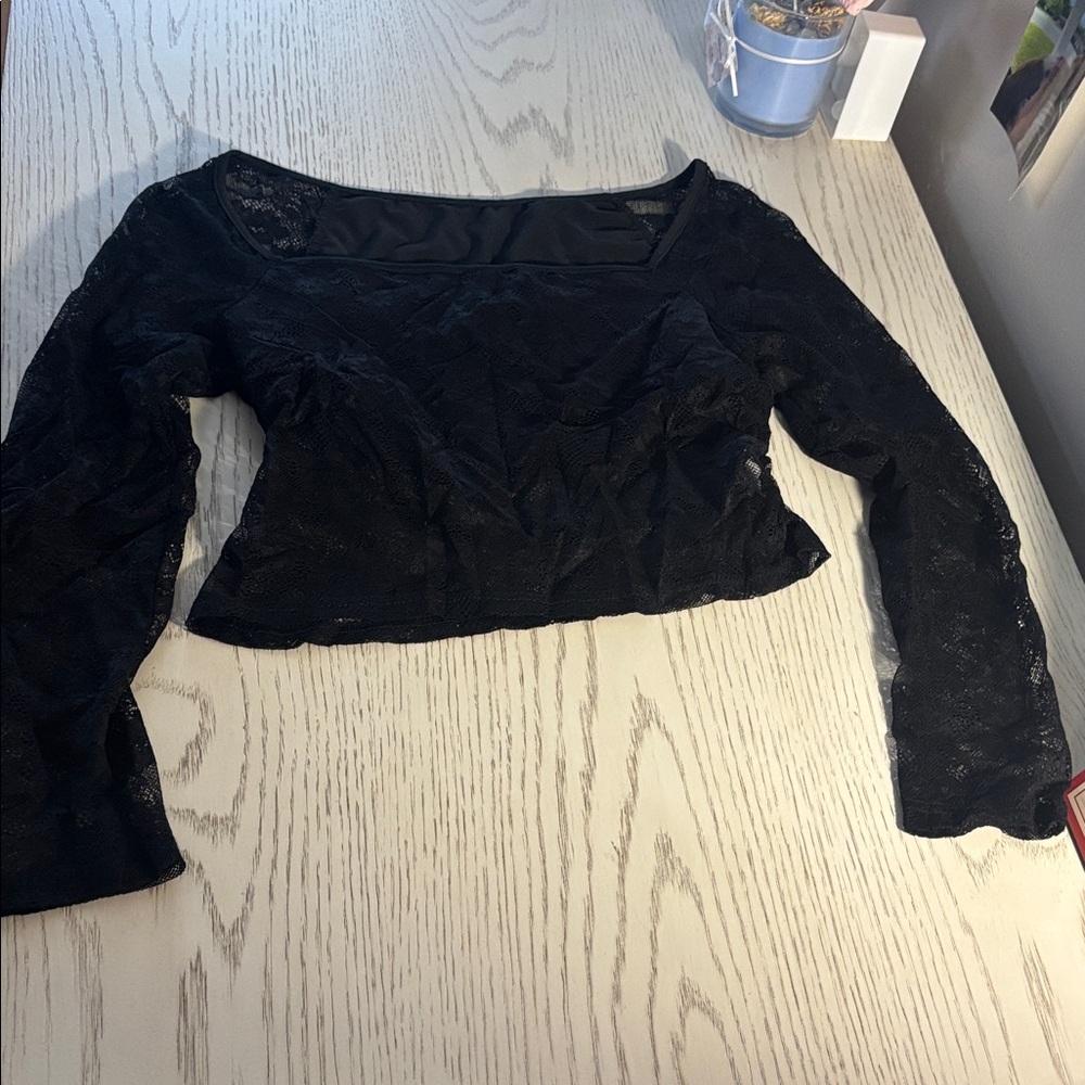 SHEIN Black Lace Crop Top